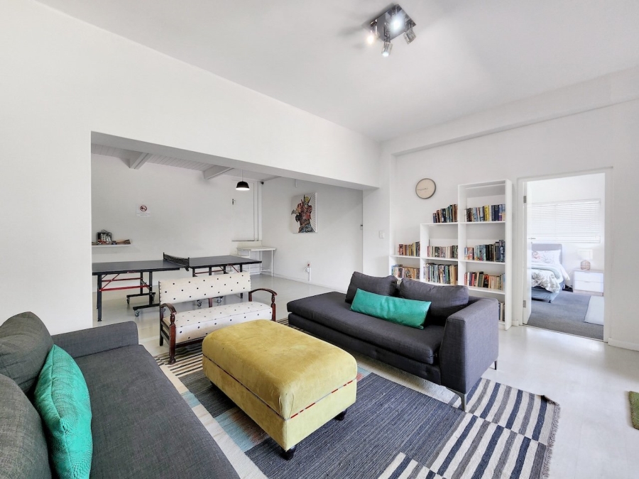 To Let 7 Bedroom Property for Rent in Camps Bay Western Cape